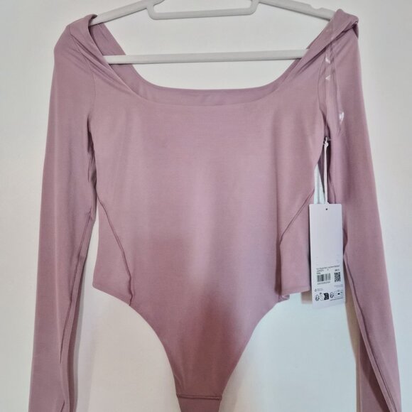 NWT Lululemon Rose blush Wundermost long-sleeved Bodysuit - Picture 2 of 3